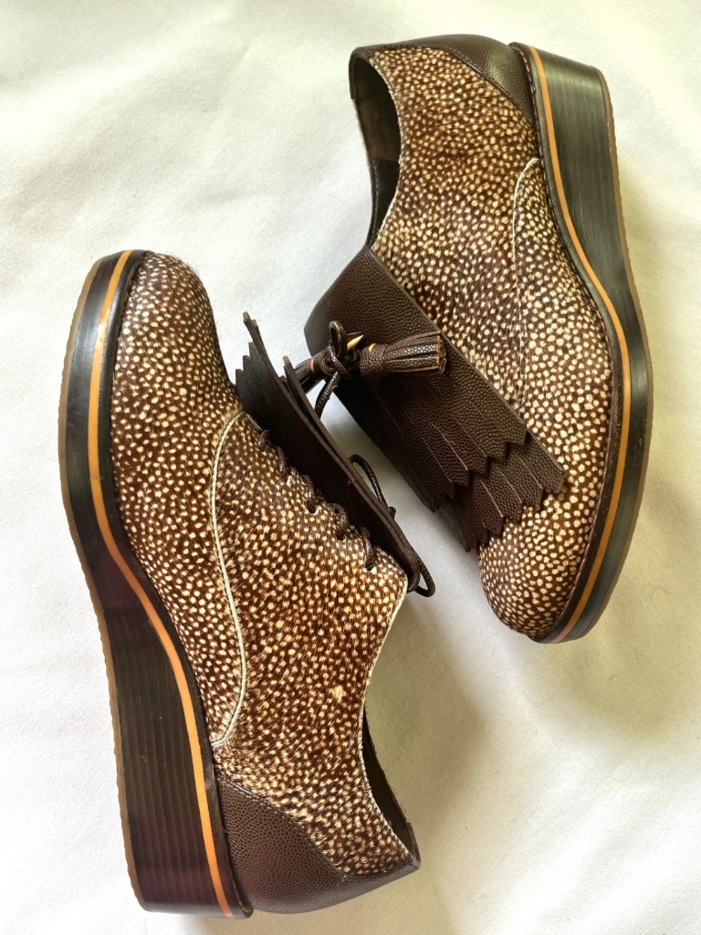Vintage Cole Haan Spotted Pony Hair Oxford Lace-up Wedge Shoes